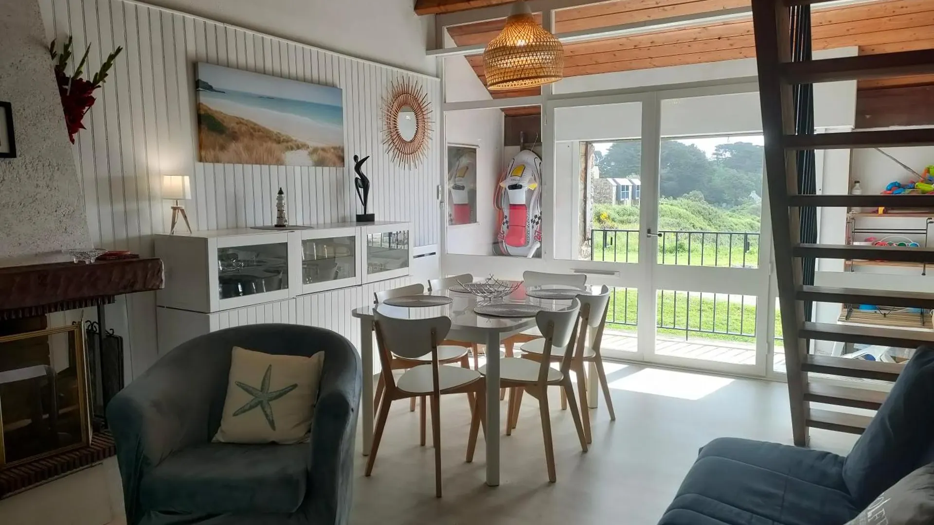 Ref 031 T3 Mezzanine Vue Mer A Louer Pour 4-6 Personnes Arzon 0*,  Francie